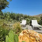 The Nine Graces- Chloe, Charming Naxos With Pool & Garden *