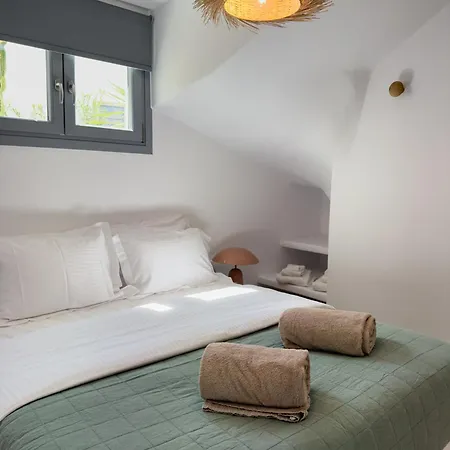 The Nine Graces- Chloe, Charming Naxos Home With Pool & Garden * Kastraki (Naxos)