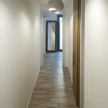 Apartment The Nine Graces- Chloe, Charming Naxos Home With Pool & Garden