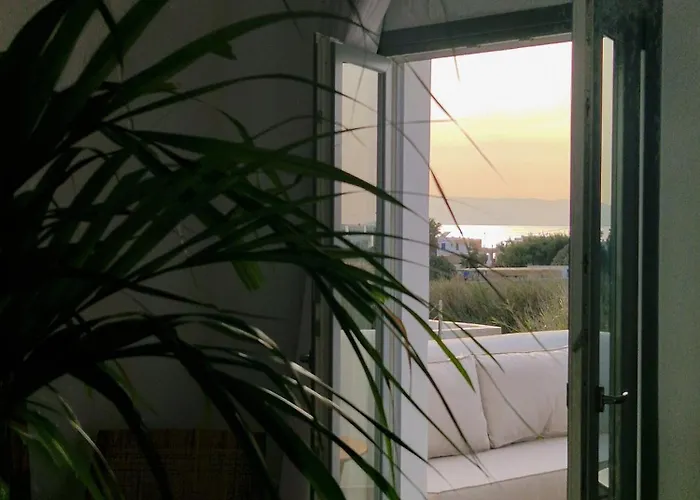 The Nine Graces- Chloe, Charming Naxos With Pool & Garden 아파트 *