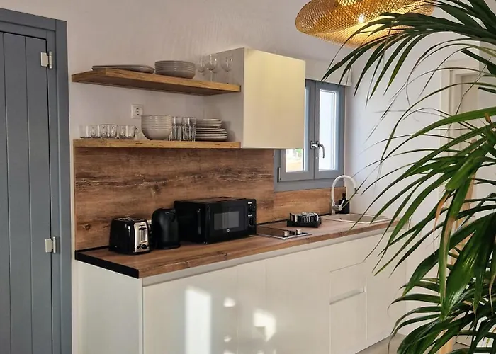 아파트 The Nine Graces- Chloe, Charming Naxos With Pool & Garden *