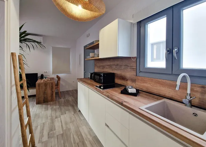 The Nine Graces- Chloe, Charming Naxos With Pool & Garden Kastrákion