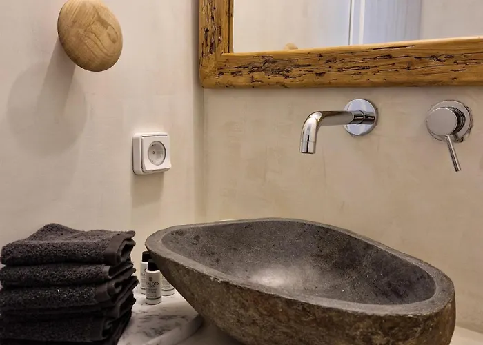 The Nine Graces- Chloe, Charming Naxos With Pool & Garden *