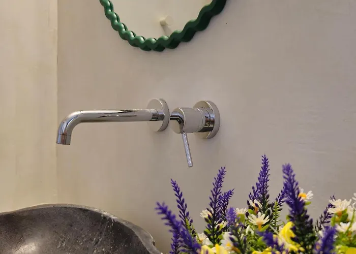 Apartment The Nine Graces- Chloe, Charming Naxos With Pool & Garden *